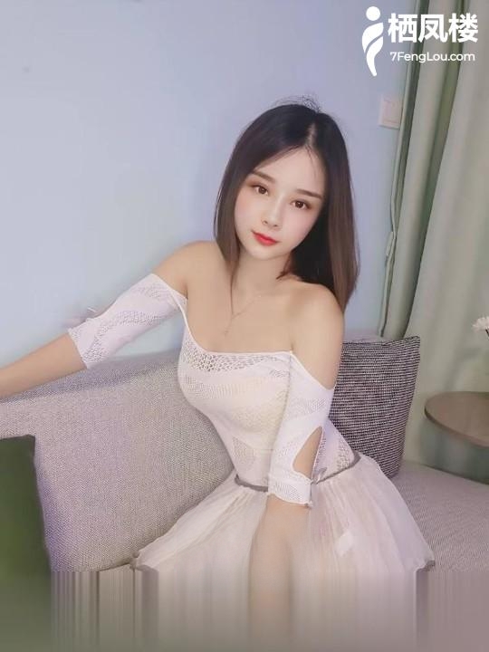 肤白大奶配合好的妹子