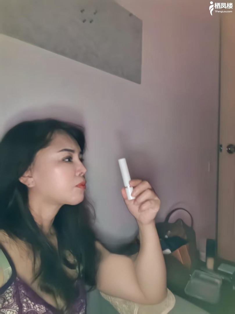 风骚大奶美少妇