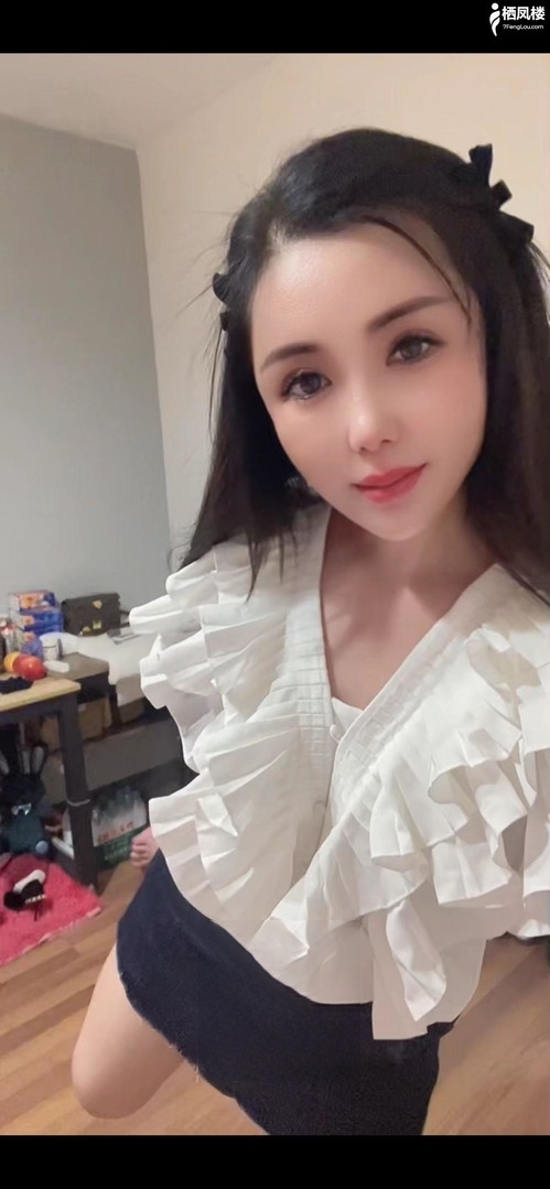 上城新人雯雯