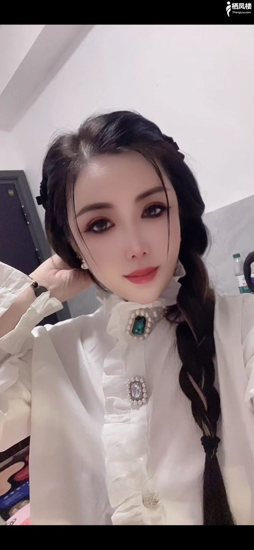 上城新人雯雯